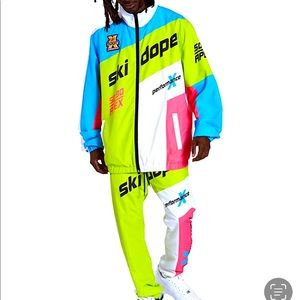 Mens lined 2piece lined wind breaker suit by Dope Sports; sz 2X